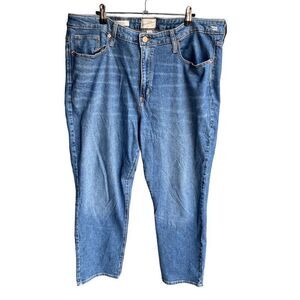 Universal Threads Straight Jeans 18 Women’s Light Wash Pre-Owned